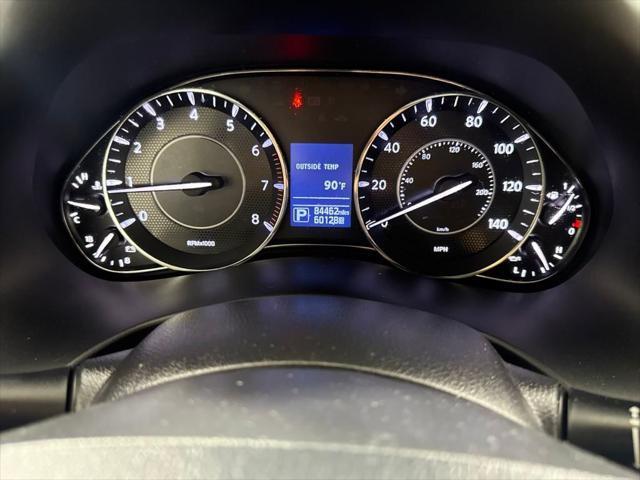 Photo of 2018 Pearl White Nissan Armada