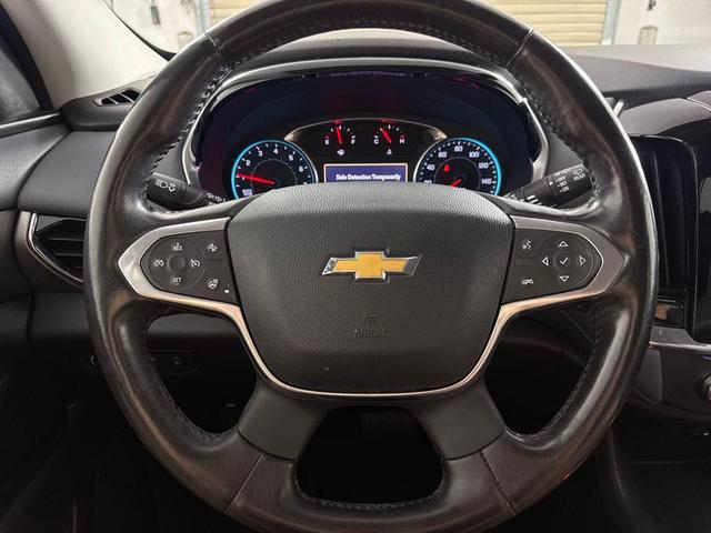 Photo of 2020 Mosaic Black Metallic Chevrolet Traverse