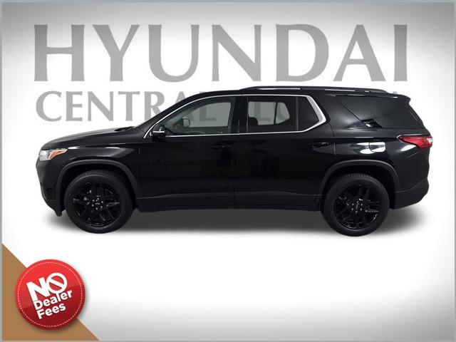 Photo of 2020 Mosaic Black Metallic Chevrolet Traverse