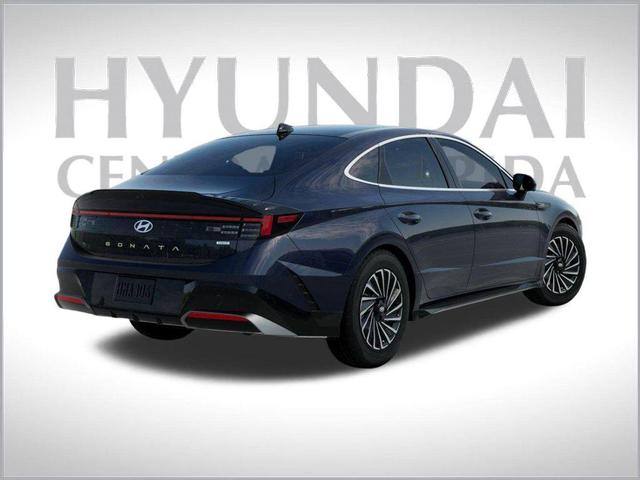 Photo of 2025 Carbon Blue Hyundai SONATA Hybrid