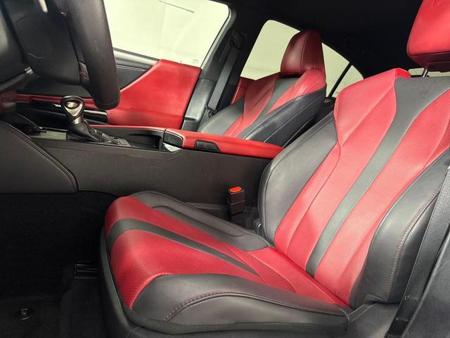 Photo of 2023 Iridium Lexus ES 300h