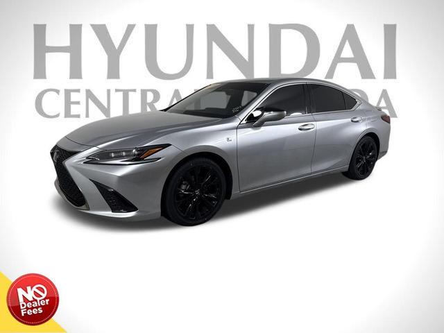 Photo of 2023 Iridium Lexus ES 300h