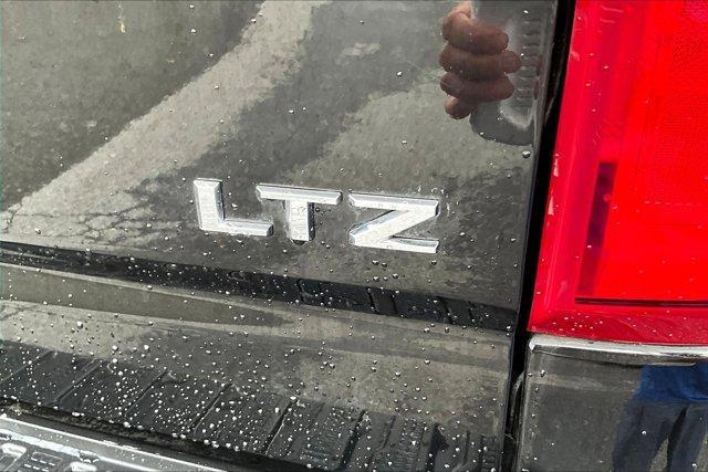 Photo of 2023 Black Chevrolet Silverado 2500