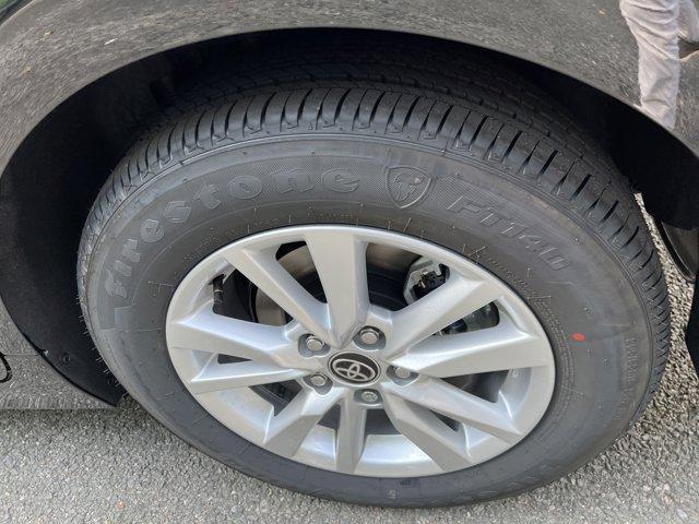 Photo of 2025 Midnight Black Metallic Toyota Camry