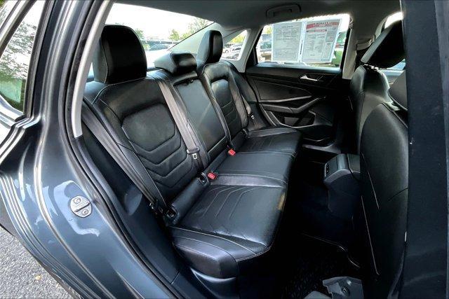 Photo of 2019 Platinum Gray Metallic Volkswagen Jetta