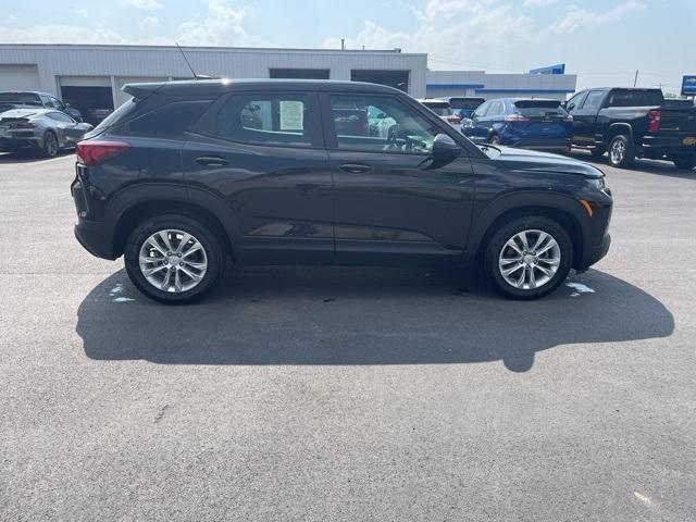 Photo of 2021 Mosaic Black Metallic Chevrolet Trailblazer