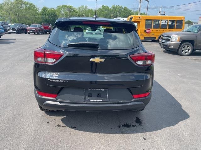 Photo of 2021 Mosaic Black Metallic Chevrolet Trailblazer