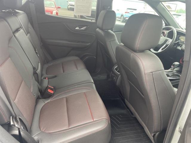 Photo of 2022 Silver Ice Metallic Chevrolet Blazer