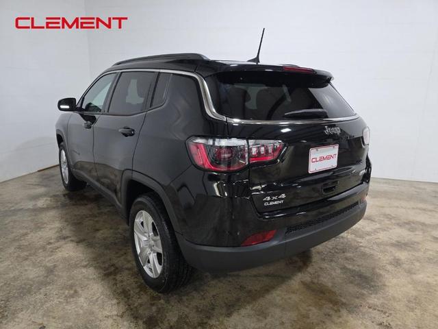 Photo of 2022 Diamond Black Jeep Compass