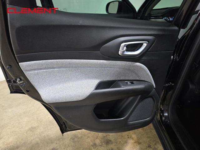 Photo of 2022 Diamond Black Jeep Compass