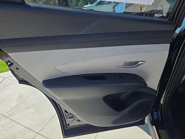 Photo of 2025 Ash Black Hyundai TUCSON Hybrid