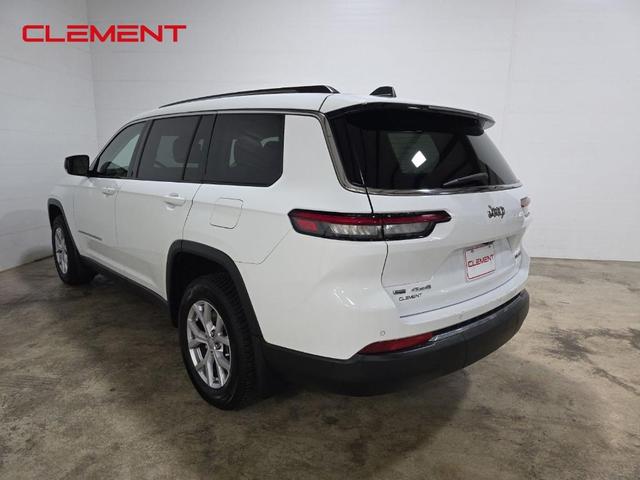 Photo of 2022 Bright White Clearcoat Jeep Grand Cherokee L