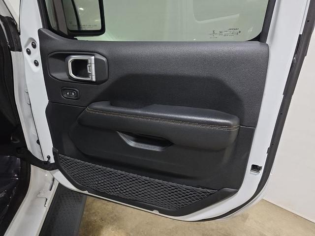 Photo of 2020 Bright White Clearcoat Jeep Wrangler Unlimited