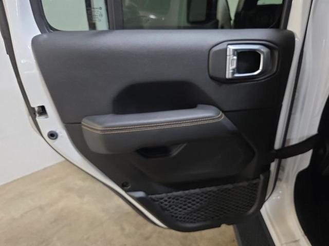 Photo of 2020 Bright White Clearcoat Jeep Wrangler Unlimited