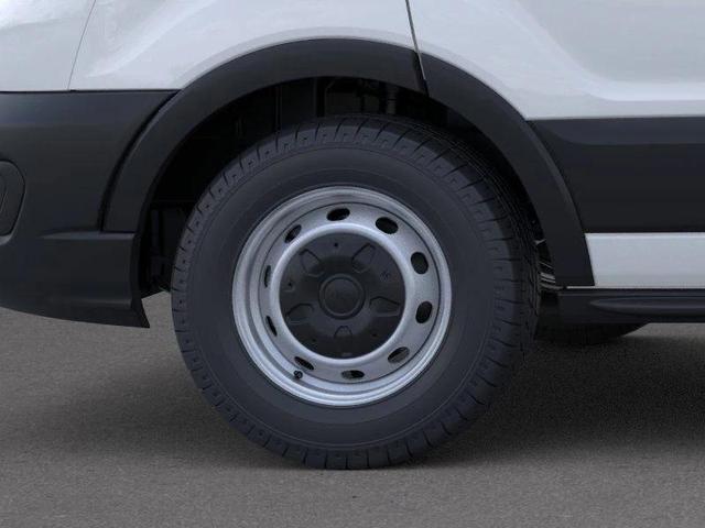 Photo of 2025 Oxford White Ford Transit-250