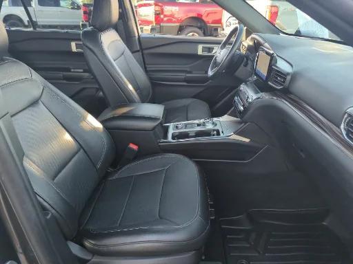 Photo of 2020 Magnetic Ford Explorer