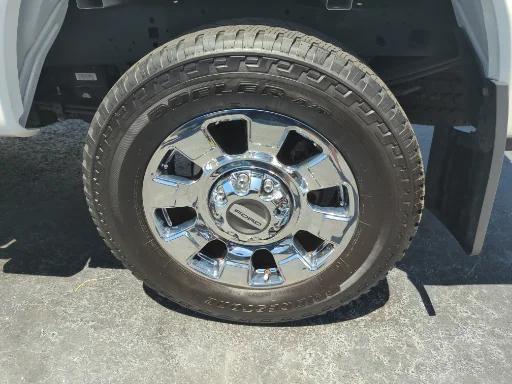 Photo of 2023 White Metallic Ford F-250