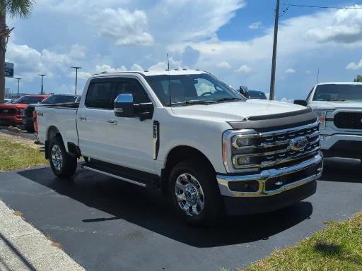 Photo of 2023 White Metallic Ford F-250