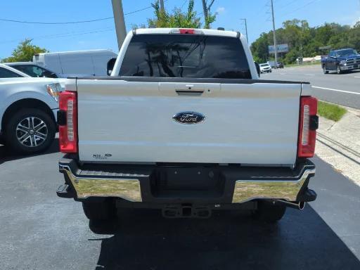 Photo of 2023 White Metallic Ford F-250