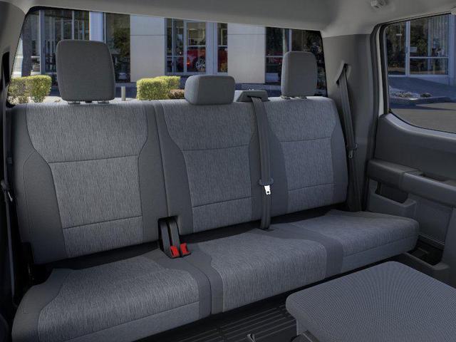 Photo of 2025 Oxford White Ford F-250
