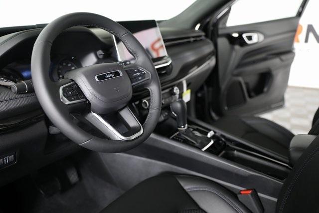 Photo of 2025 Diamond Black Jeep Compass