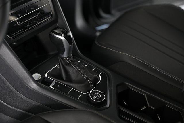 Photo of 2023 Deep Black Pearl Effect Volkswagen Tiguan