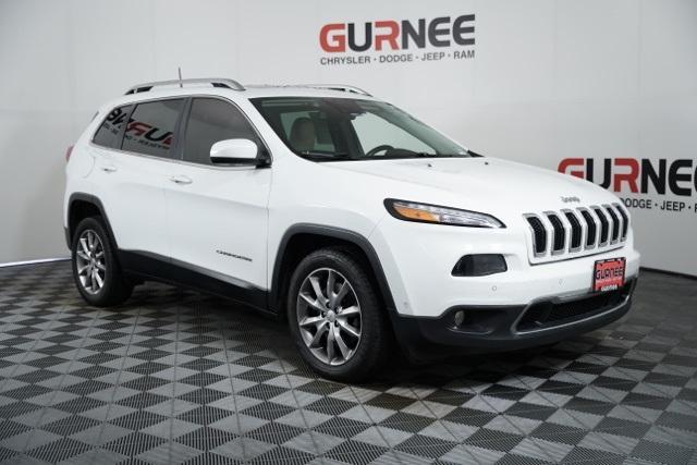 Photo of 2018 Bright White Clearcoat Jeep Cherokee