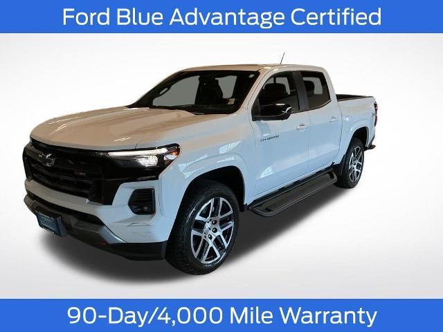 Photo of 2023 Summit White Chevrolet Colorado
