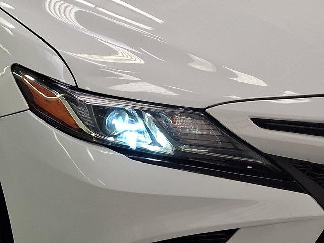 Photo of 2020 Super White Toyota Camry