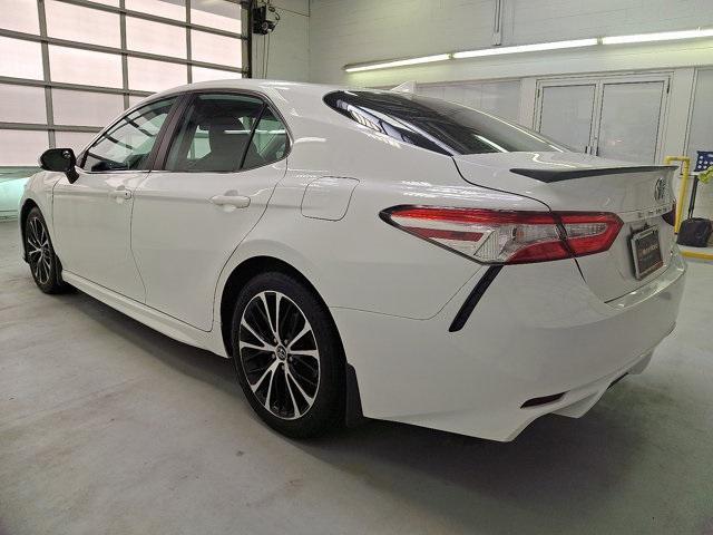 Photo of 2020 Super White Toyota Camry