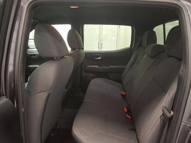 Photo of 2019 Midnight Black Metallic Toyota Tacoma