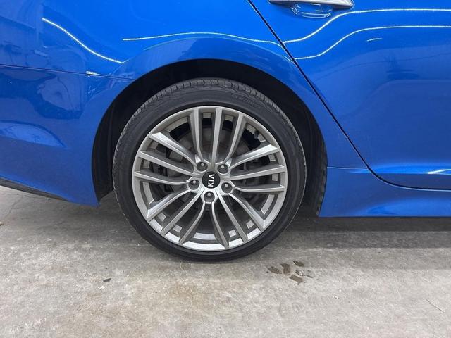 Photo of 2018 Micro Blue Kia Stinger
