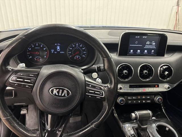 Photo of 2018 Micro Blue Kia Stinger
