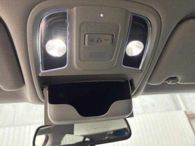 Photo of 2018 Micro Blue Kia Stinger