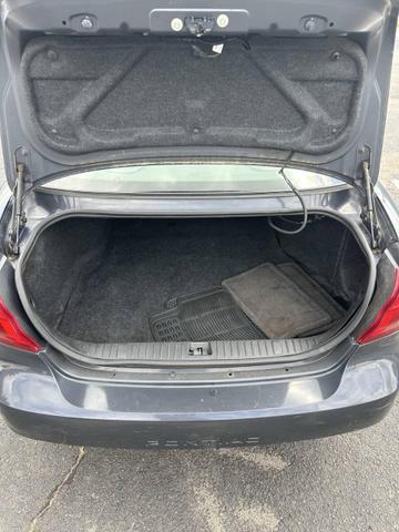 Photo of 2008 Gray Pontiac Grand Prix
