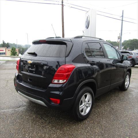 Photo of 2022 Midnight Blue Metallic Chevrolet Trax