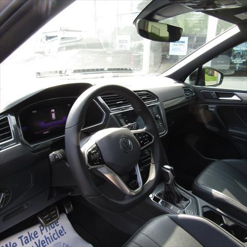 Photo of 2022 Pyrite Silver Volkswagen Tiguan