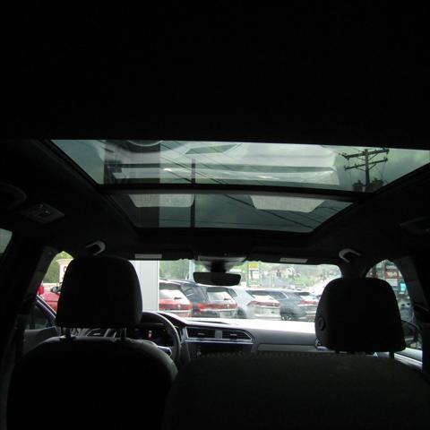 Photo of 2022 Pyrite Silver Volkswagen Tiguan