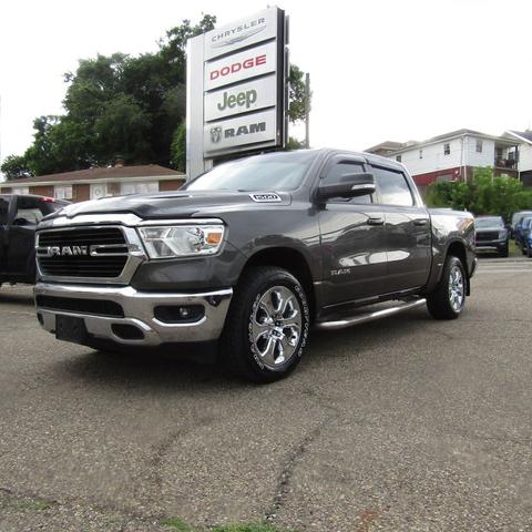 Photo of 2021 Granite Crystal Metallic Clearcoat RAM 1500