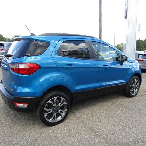 Photo of 2018 Blue Candy Metallic Tinted Clearcoat Ford EcoSport