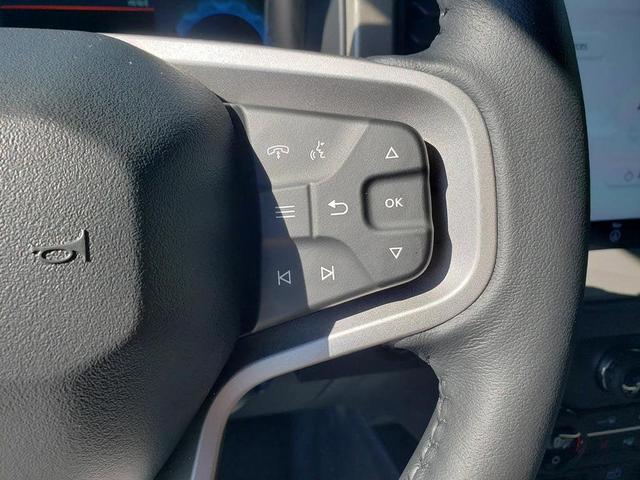 Photo of 2025 Oxford White Ford Bronco