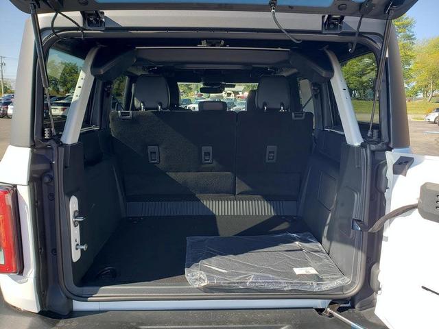 Photo of 2025 Oxford White Ford Bronco