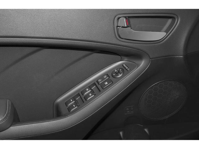 Photo of 2015 Snow White Pearl Kia Forte