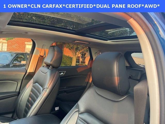 Photo of 2022 Atlas Blue Metallic Ford Edge