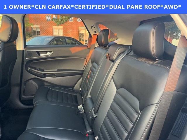 Photo of 2022 Atlas Blue Metallic Ford Edge
