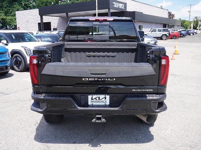 Photo of 2024 Onyx Black GMC Sierra 3500