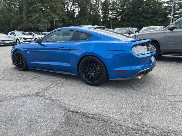 Photo of 2019 Blue Ford Mustang