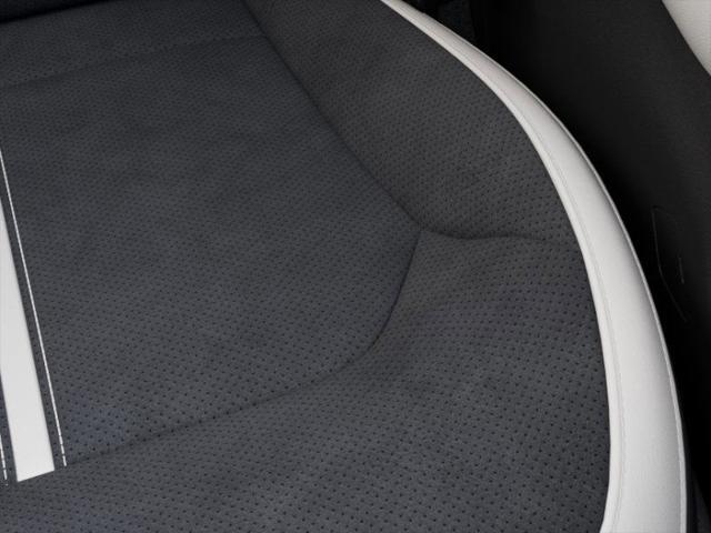 Photo of 2025 Glacier White Pearl Kia EV6