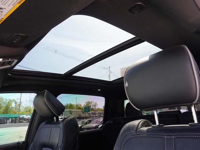 Photo of 2021 Ivory Tri-Coat Pearl RAM 1500