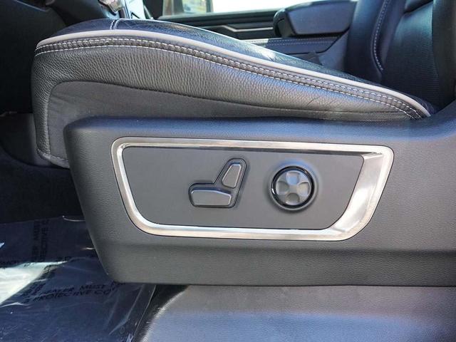 Photo of 2021 Ivory Tri-Coat Pearl RAM 1500